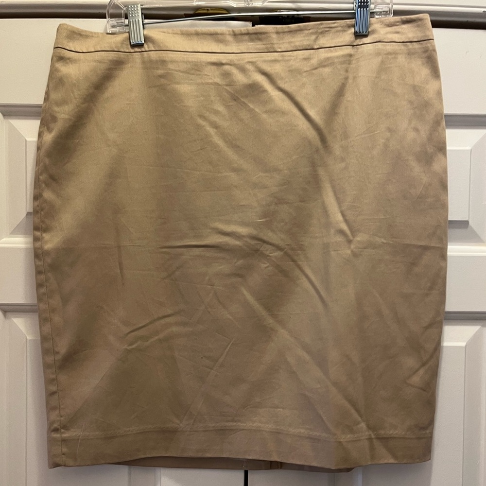 LOFT khaki skirt NWT